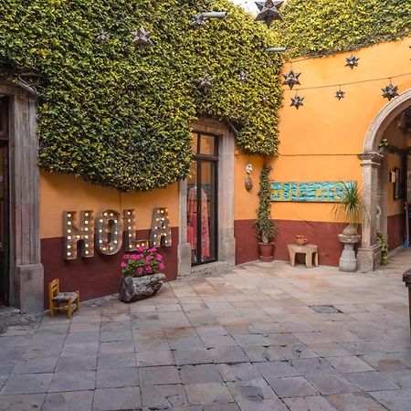 Hotel Petra Альенде Экстерьер фото