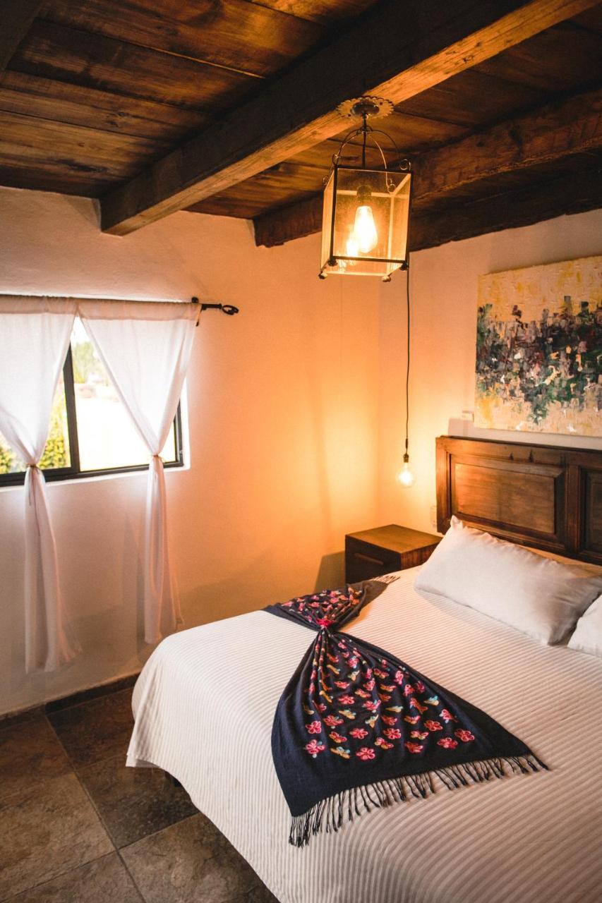 Hotel Petra Альенде Экстерьер фото