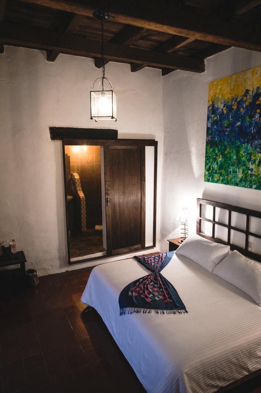 Hotel Petra Альенде Экстерьер фото