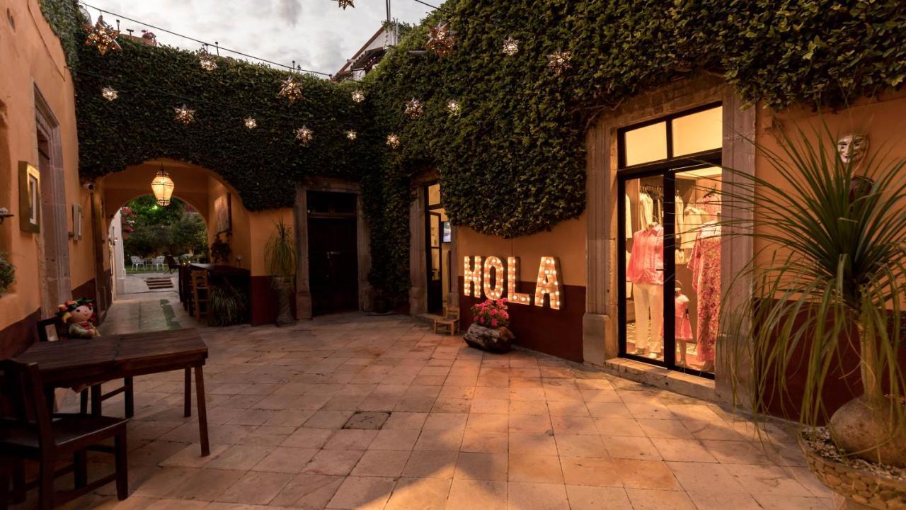 Hotel Petra Альенде Экстерьер фото
